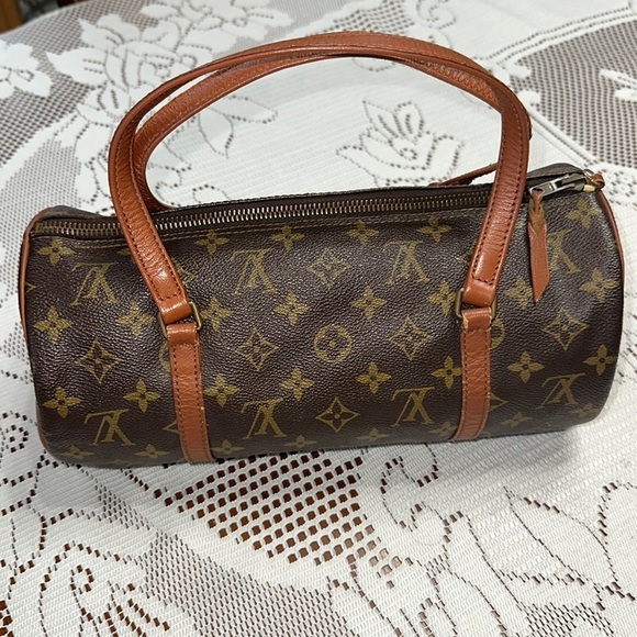 Louis Vuitton Handbags - Selling Vintage Authentic Louis Vuitton Papillon